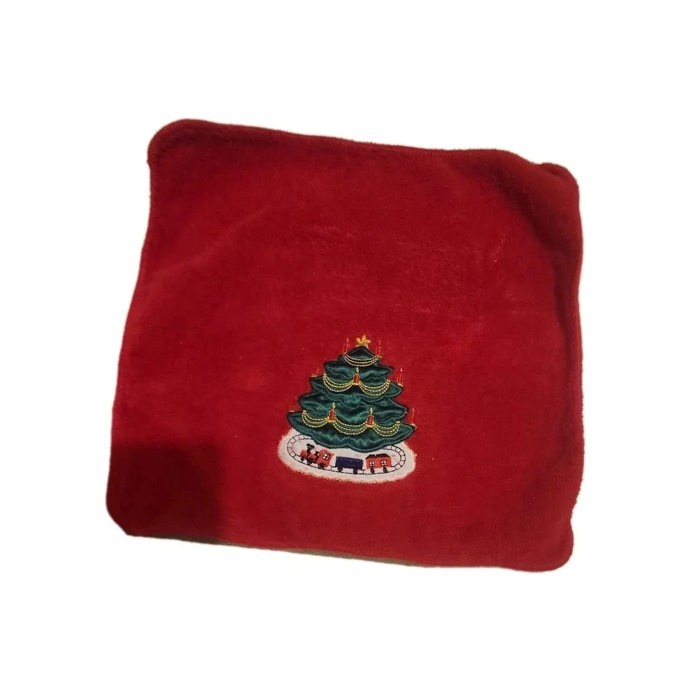 Vintage Towel set Christmas Tree Red Green Embroidered Bath towel set Decorative